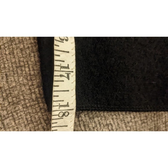 Sarah Wool Three Button Lightweight Wool Jacket, Large - Picture 7 of 9